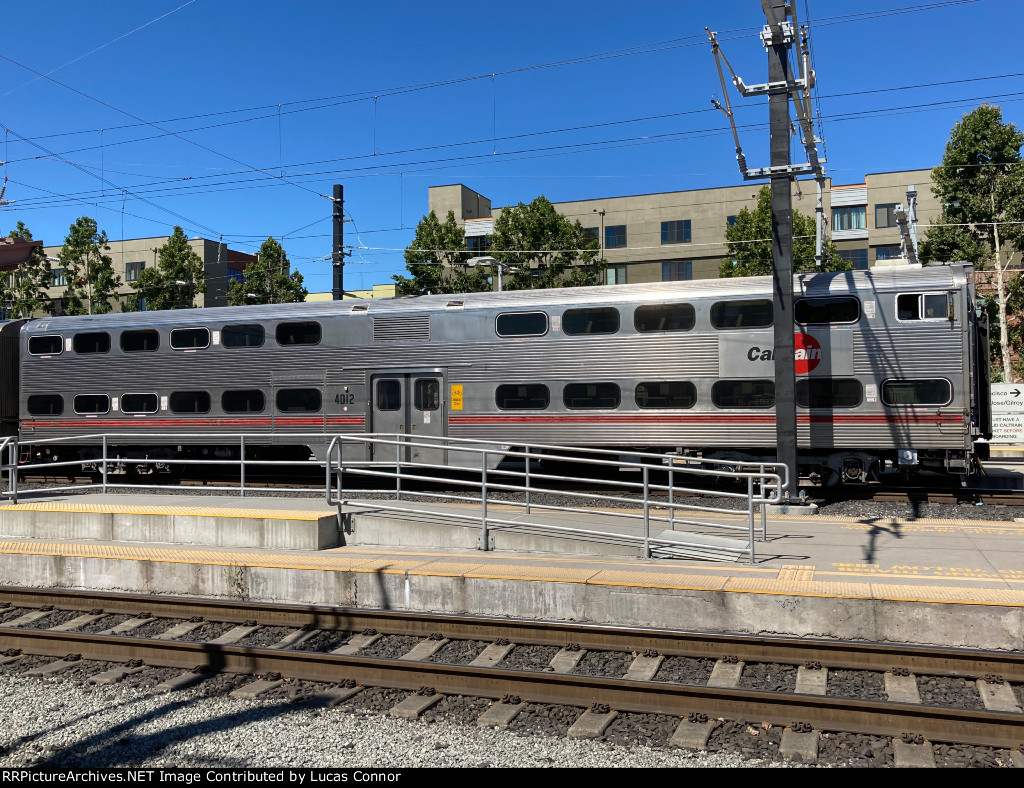 Caltrain 4012